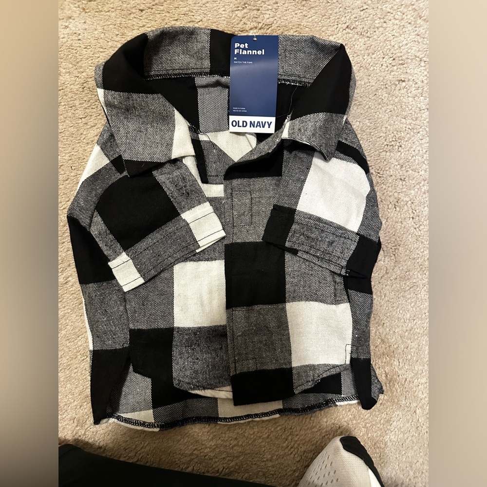 NWT Black and White Buffalo Plaid pet flannel